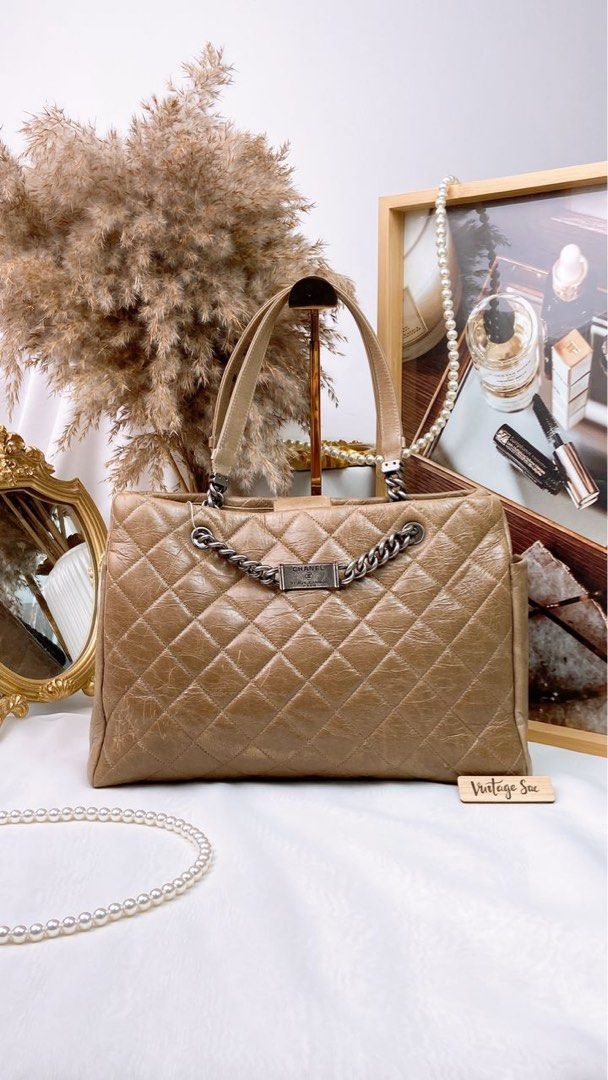 Chanel coco new arrivals handle shopping tote