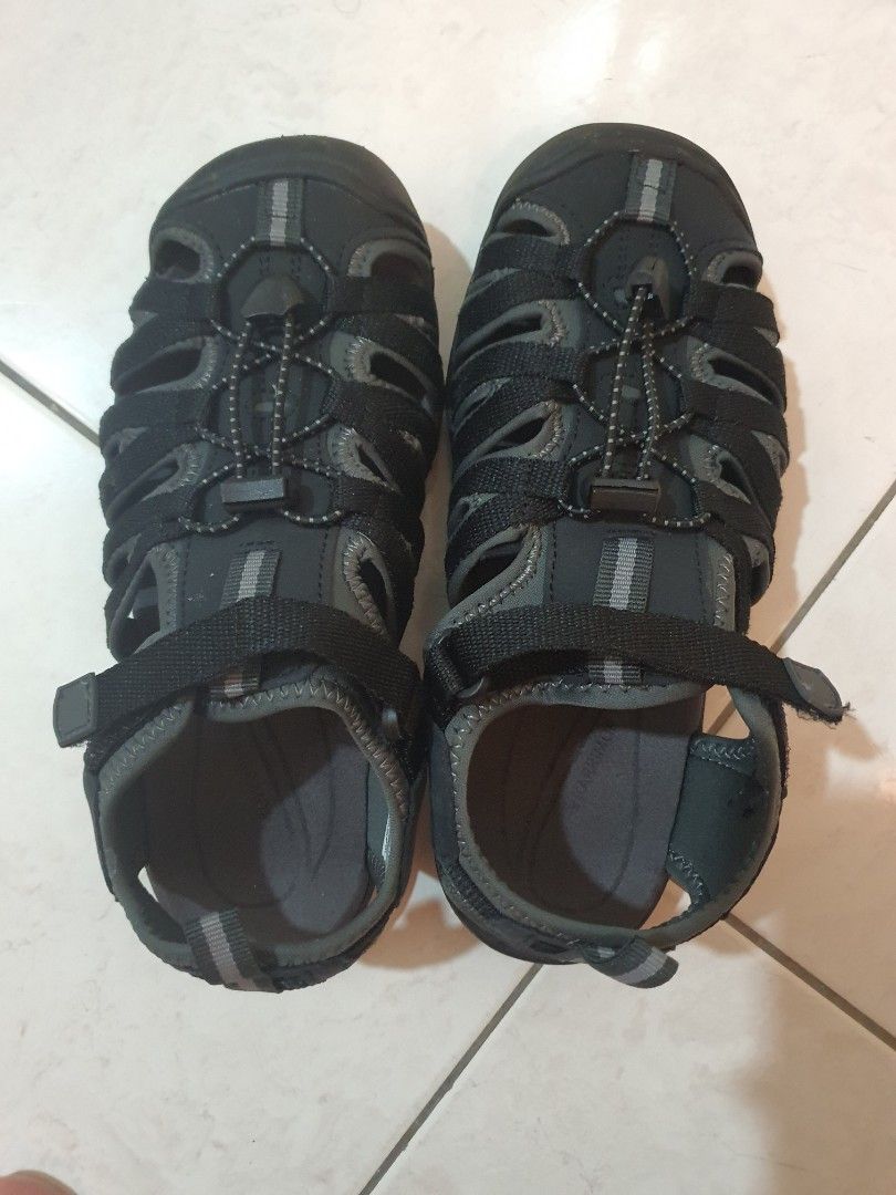 Karrimor closed 2025 toe sandals