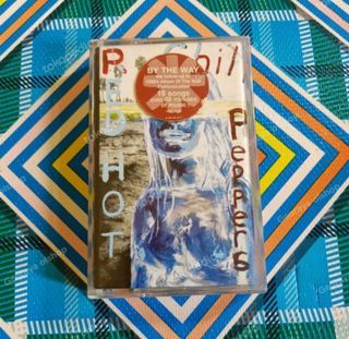 Kaset pita RED HOT CHILI PEPPERS
By the way