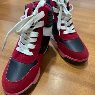 Korea Style Ankle Wedges Leather Sneaker with Inner Heel Inserts