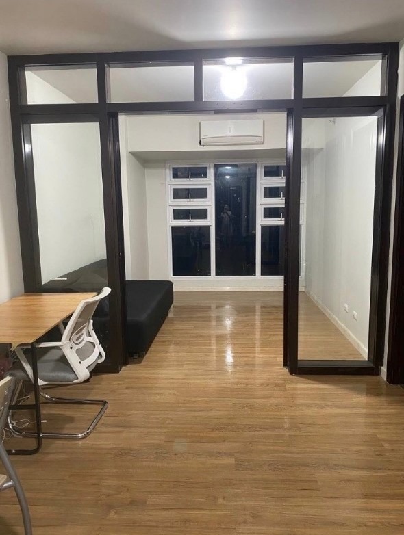 1BR Kroma Tower for Sale Legazpi Village, Makati, Property, For Sale