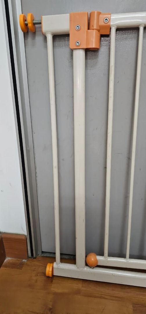 Little Bean Safety Gate, Babies & Kids, Baby Nursery & Kids Furniture