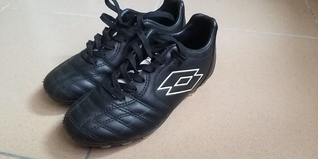 Lotto kids football boots best sale