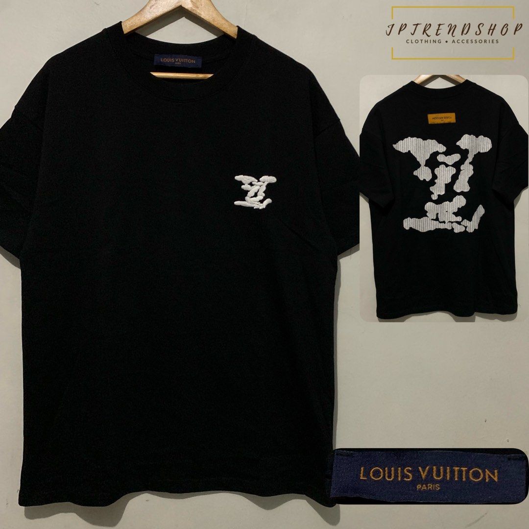 Louis Vuitton Classic V-Neck T-Shirt, Black, XL