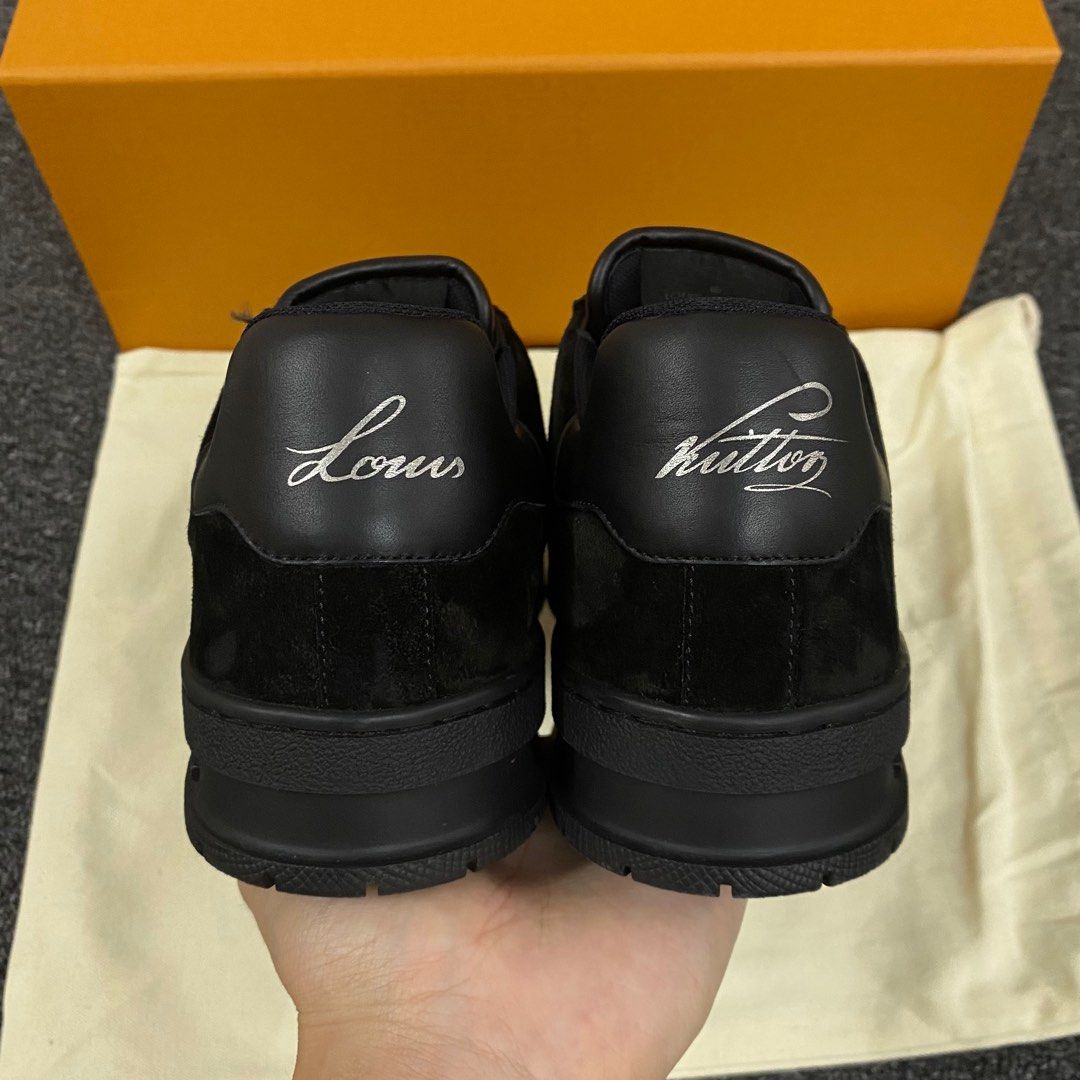 Lv trainer low trainers Louis Vuitton Black size 7 UK in Suede