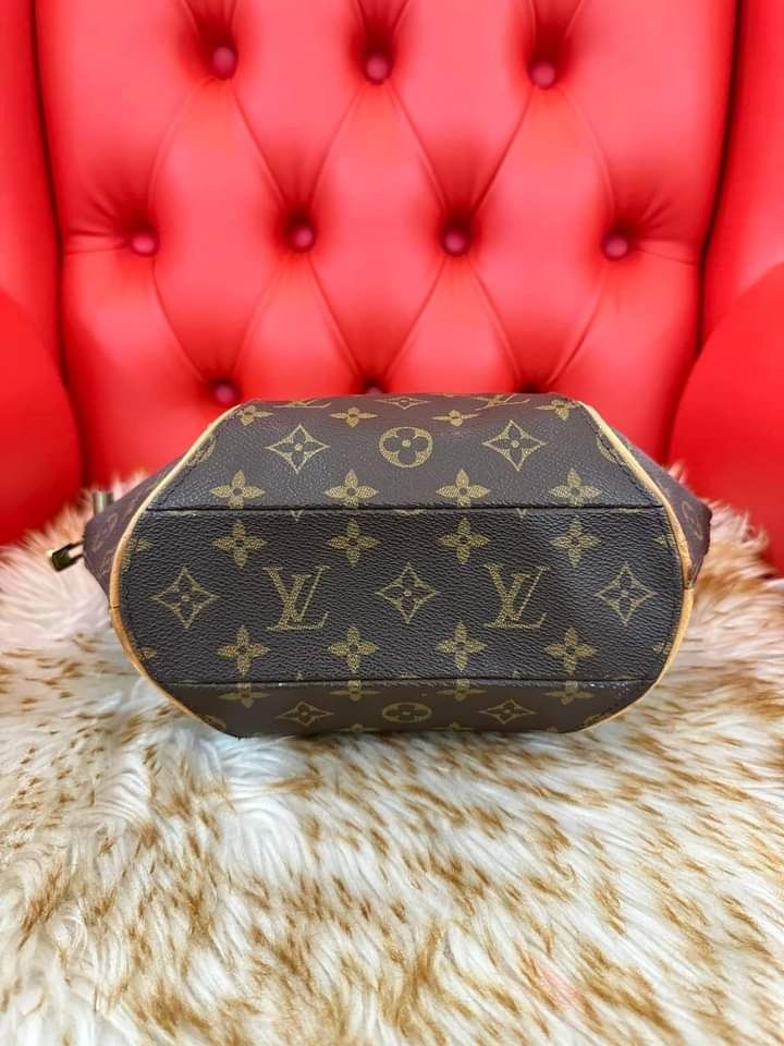 💋Louis Vuitton Monogram Canvas Ellipse PM Bag, Luxury, Bags & Wallets on  Carousell