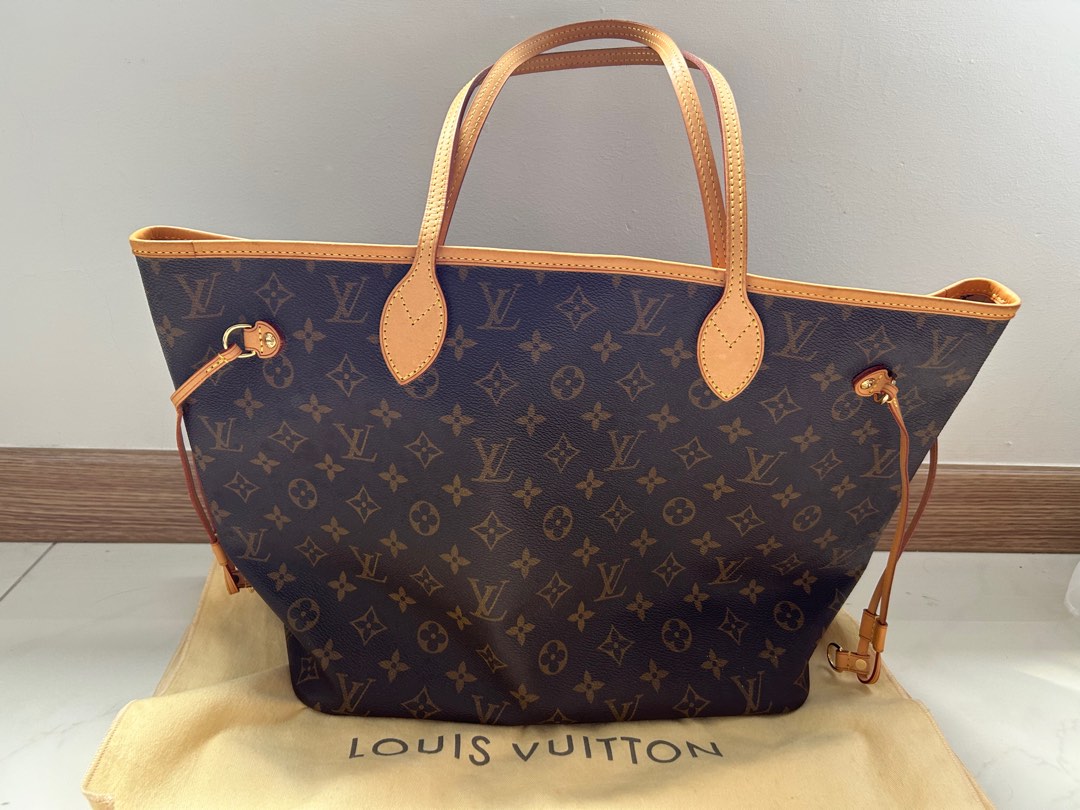 LOUIS VUITTON M40156 NEVERFULL MM MONOGRAM CANVAS, Luxury, Bags & Wallets  on Carousell