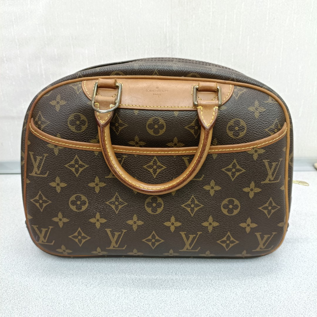 LOUIS VUITTON Monogram Trouville 1257962