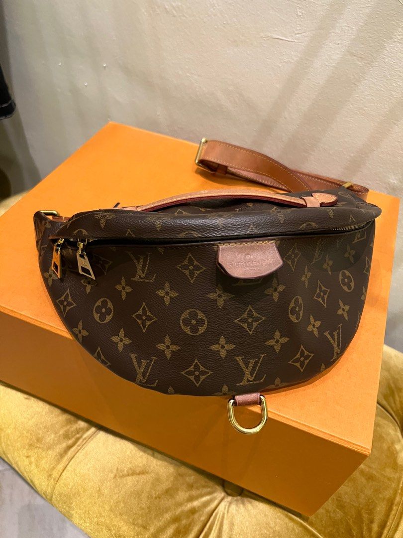 Bum bag / sac ceinture leather travel bag Louis Vuitton Brown in