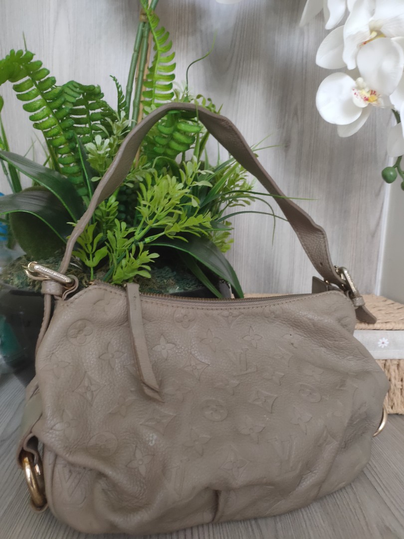 Blossom MM Mahina Leather - Handbags