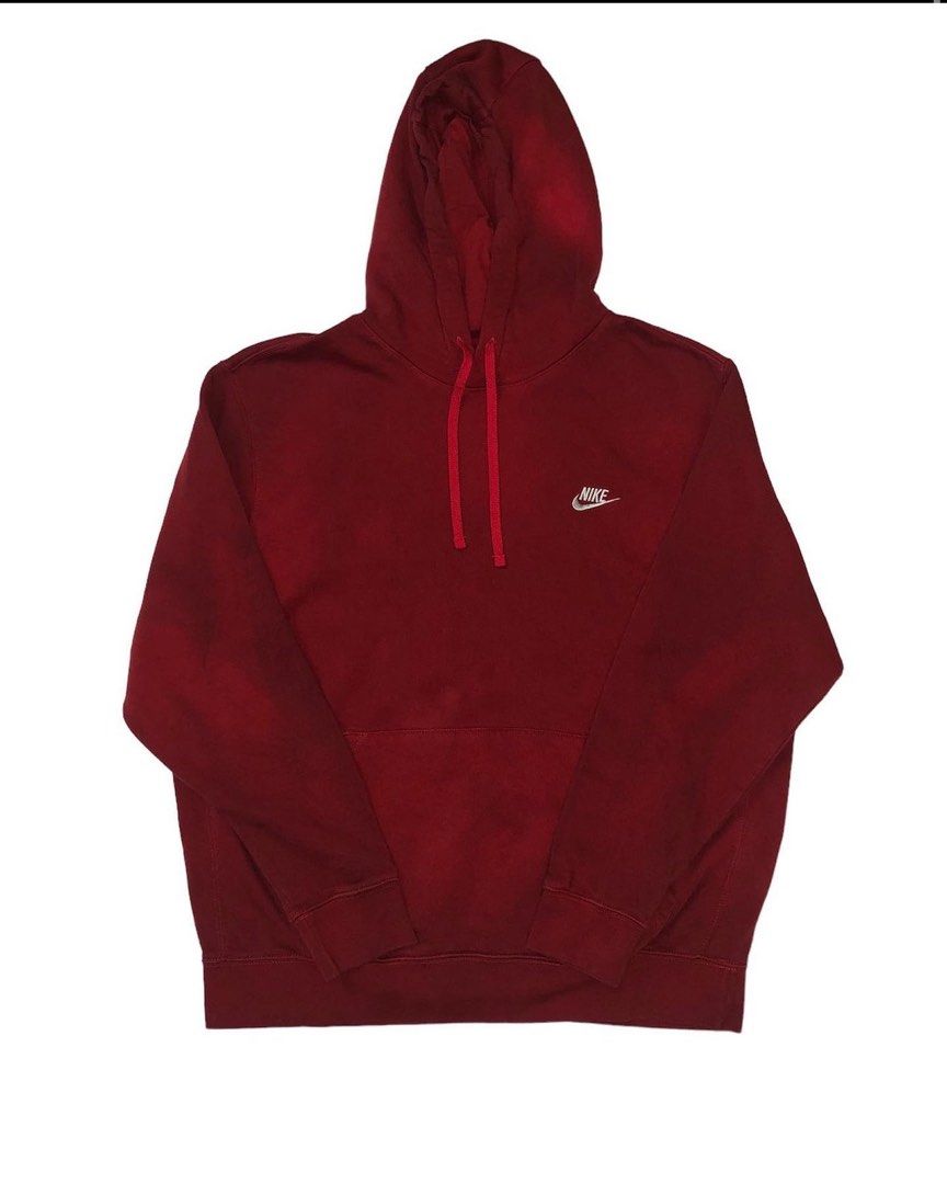 Maroon Nike hoodie Men s Fashion Tops Sets Hoodies on Carousell