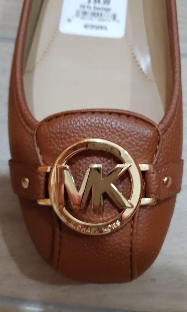 Michael Kors flats size 8