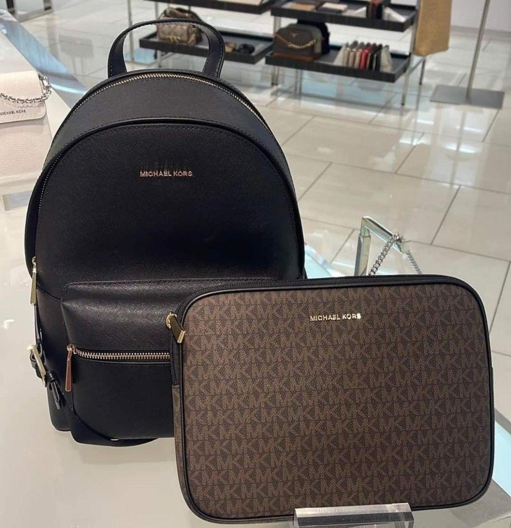 Michael kors tablet discount bag