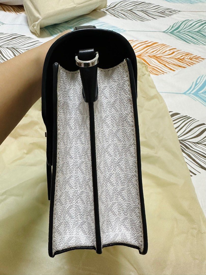 Michael kors tatiana flap hot sale