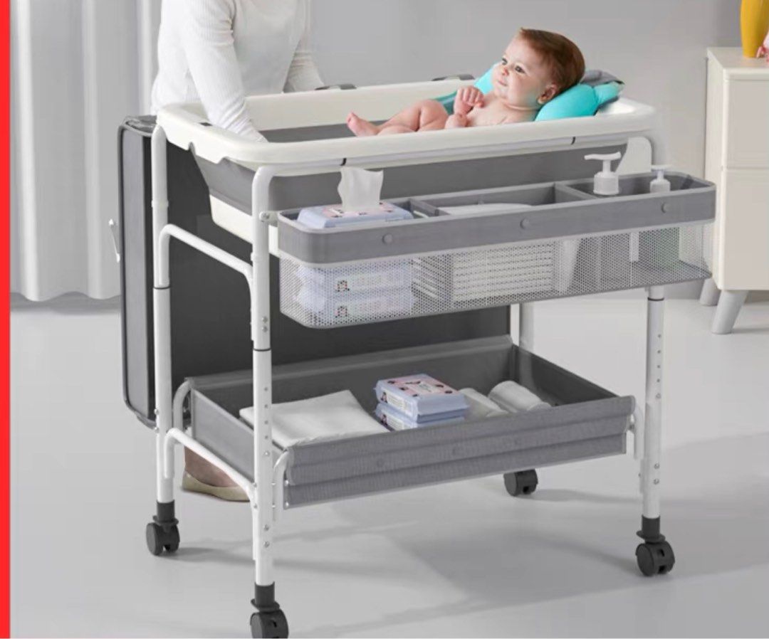 Movable baby bathtub temperature sensitive and baby changing table