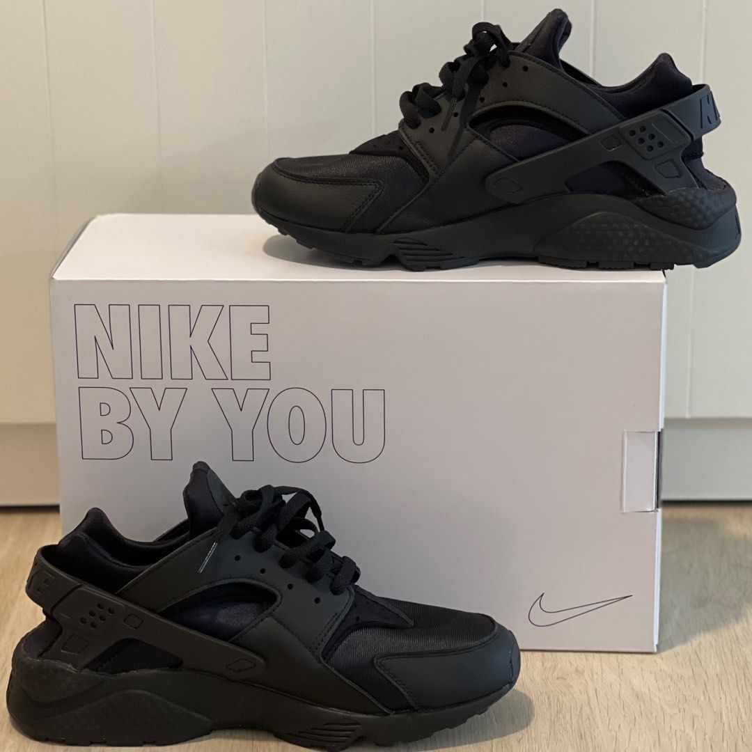 Men's all black huaraches discount