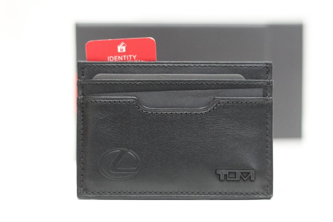 Tumi sales delta slg