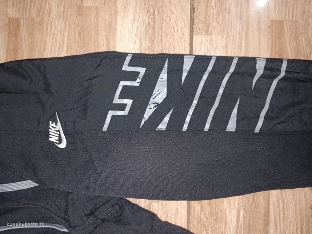 NIKE JOGGER SPELLOUT Men s Fashion Bottoms Joggers on Carousell