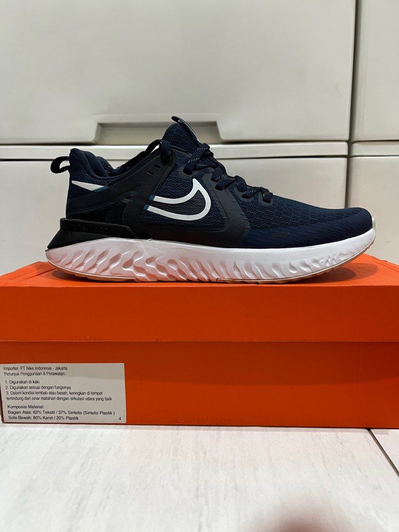 Nike legend react kaki shop