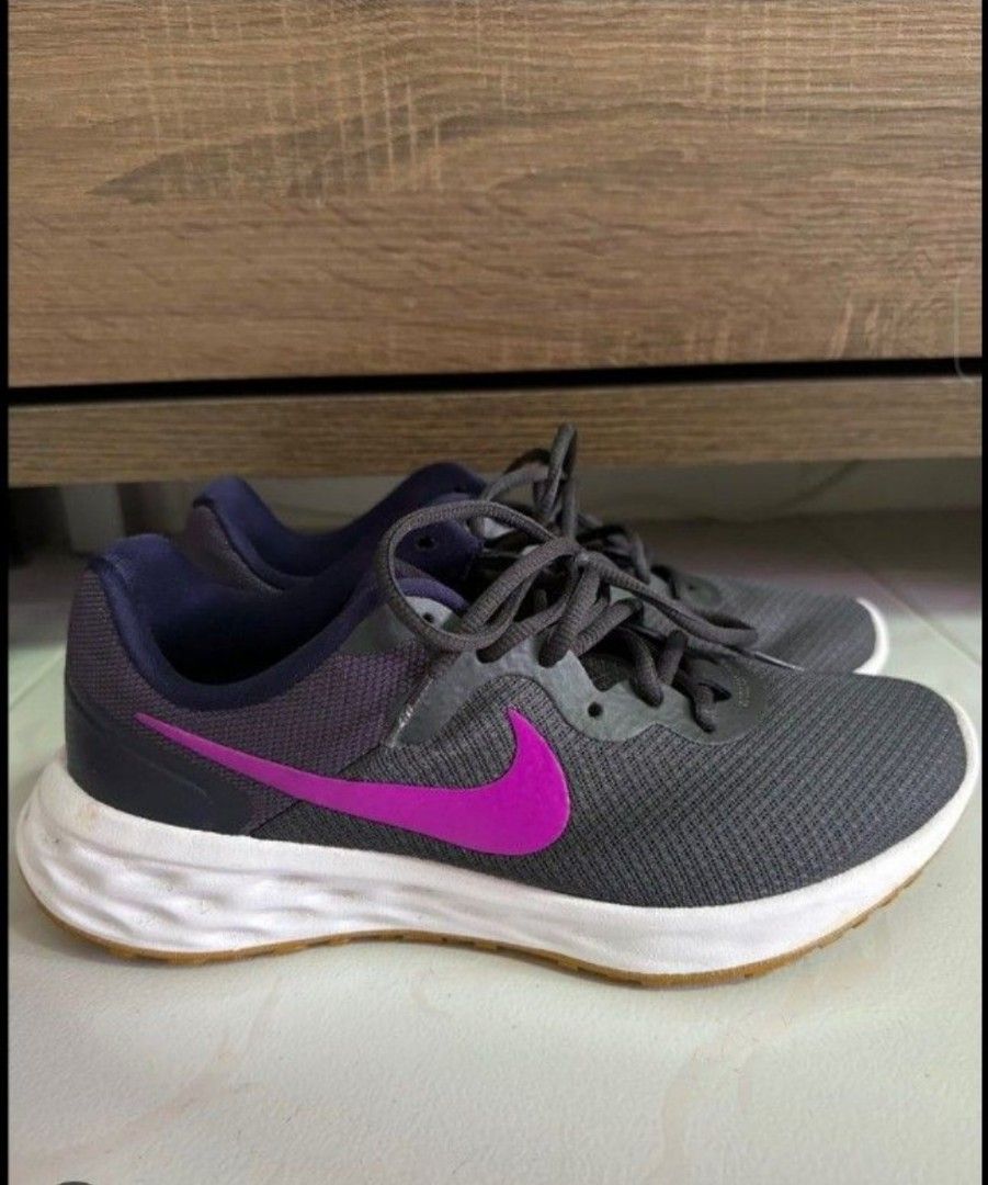 Nike Men s Revolution 6 Next Nature Road Running Shoes