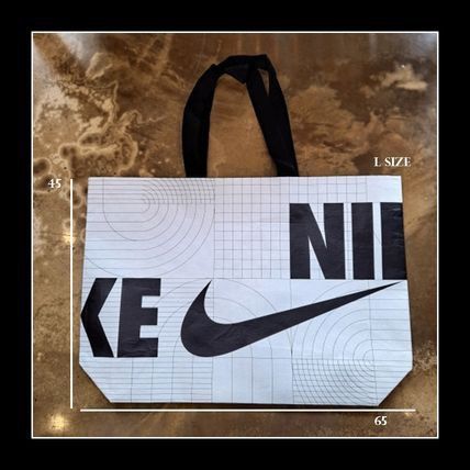 Authentic Nike Tote Bag Large, Women's Fashion, Bags & Wallets, Tote Bags  on Carousell