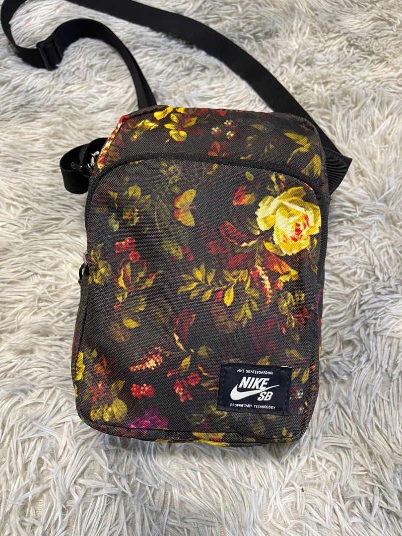 Nike sb heritage floral shoulder bag on sale
