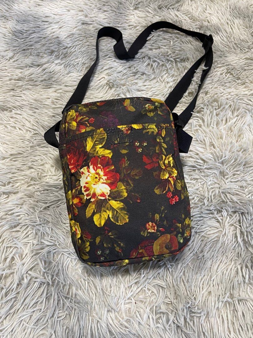 Nike sb heritage floral shoulder bag on sale