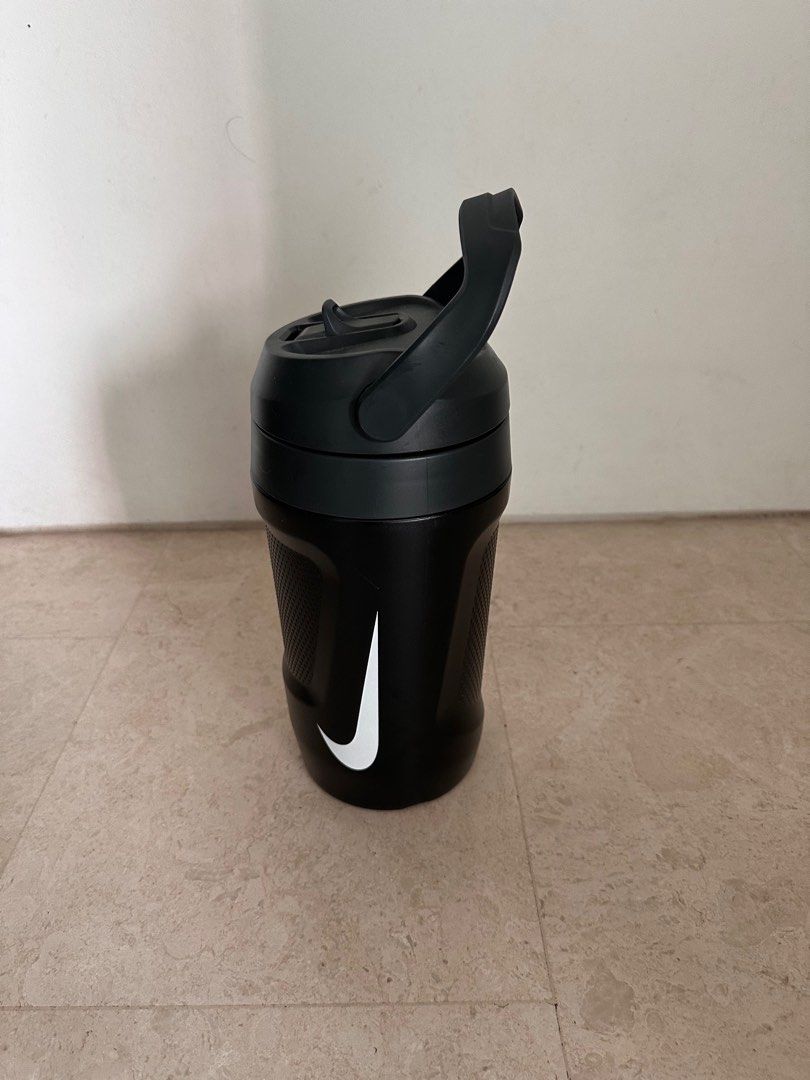 nike 1 litre water bottle