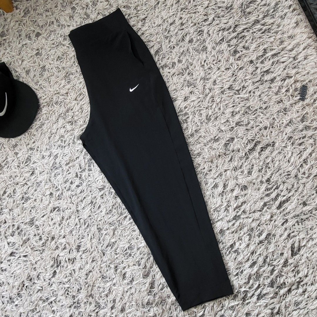 Used Nike Bliss Victory Pants