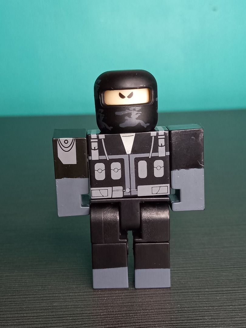"Ninja" Roblox Figure 2.5" (Category: Figurines & Statues) located in Davao. Submitted by angiesvintagetoyshoppe (Listing ID 1257200686, Image 1). Description: "Ninja" Roblox Figure 2.5 inches What you see is what you get. Please review the pictures for the actual condition as the items show signs of wear including paint chips and scratches. Preloved item from USA Still in good condition ►Payment first policy ►No COD Payment method: Gcash and May