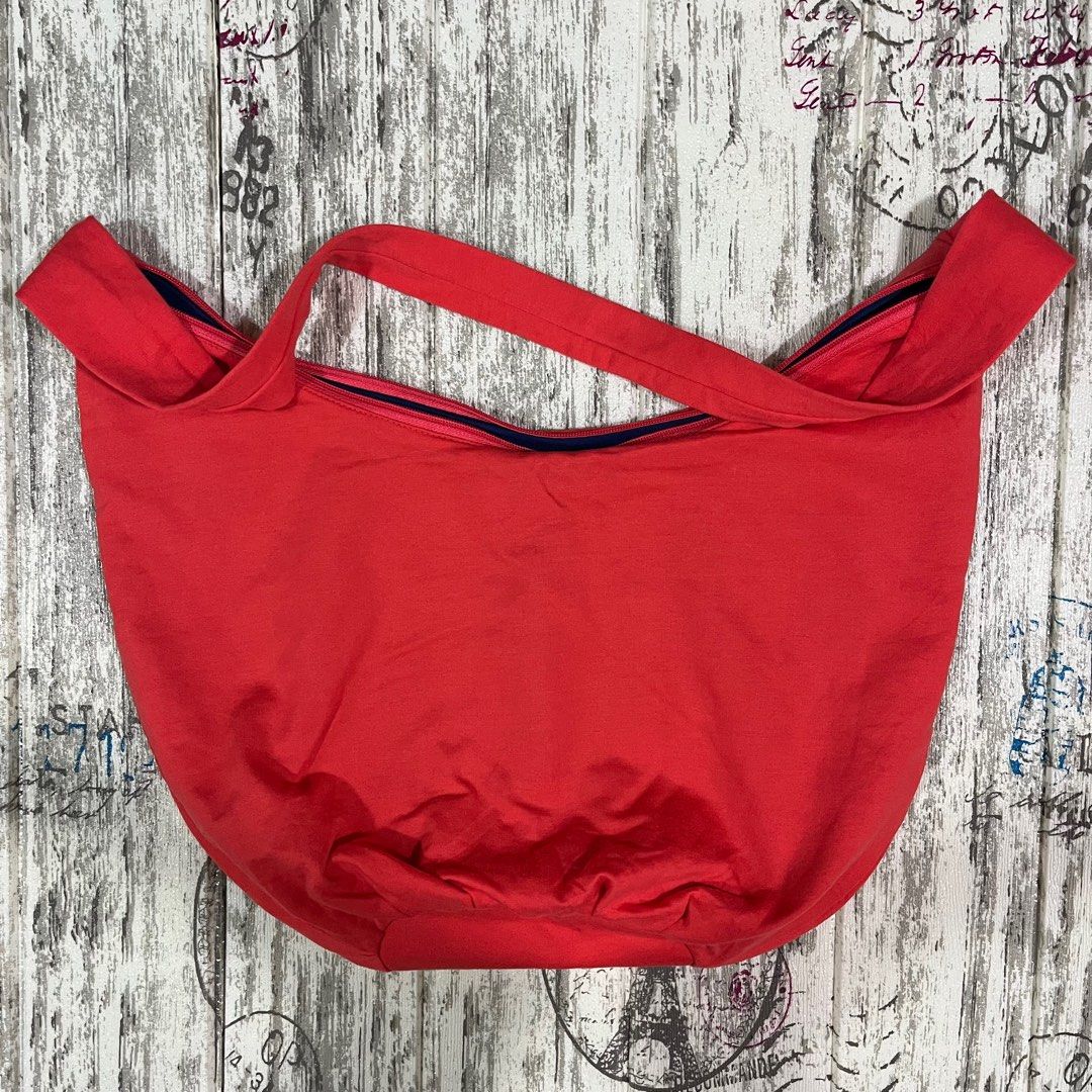Old navy sling bag