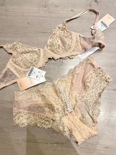 One set Oysho Lingerie