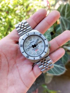 Original Pre-owned Seiko MOTHER OF PEARL V4 Mod Pearl White Dialed Automatic Diver's Watch