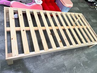 Pine wood simple bed frame