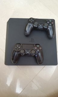 Play Station 4 Slim 500GB with 2 controllers