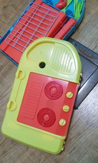 Portable kitchen toy
