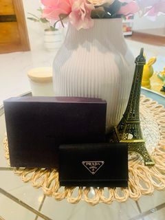 Prada playing cards, 名牌, 飾物及配件- Carousell