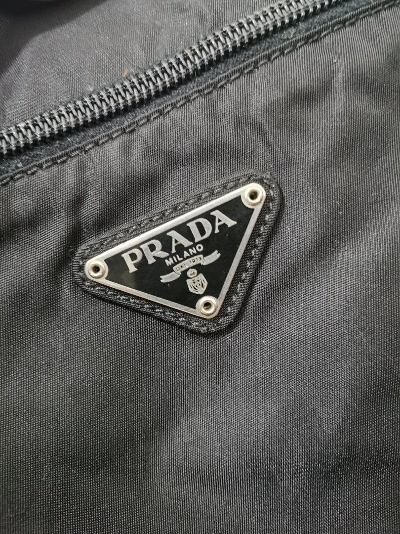 prada opti zipper Women s Fashion Bags Wallets Shoulder Bags on Carousell