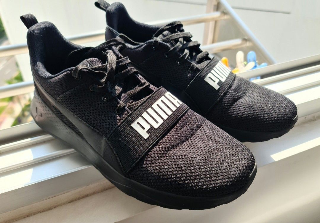 All black trainers outlet mens