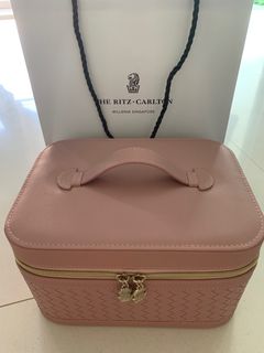 (Category: ) located in . Submitted by stuffstuffforsale (Listing ID 1257263072, Image 1). Description: .