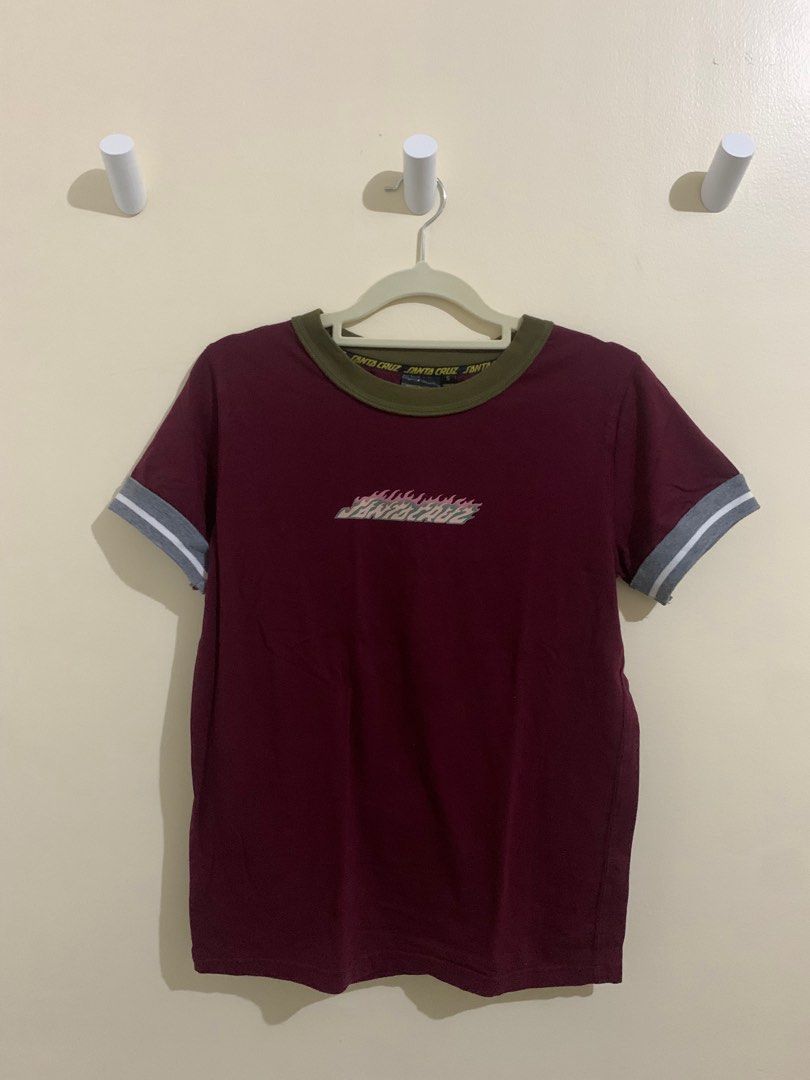 Santa cruz raglan shirt (Category: Shirts) located in San Fernando. Submitted by project.cleanup (Listing ID 1257279010, Image 1). Description: Like new Nice thick fabric malamig sa katawan hehe .