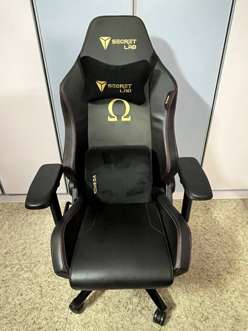 Secret lab omega new arrivals used