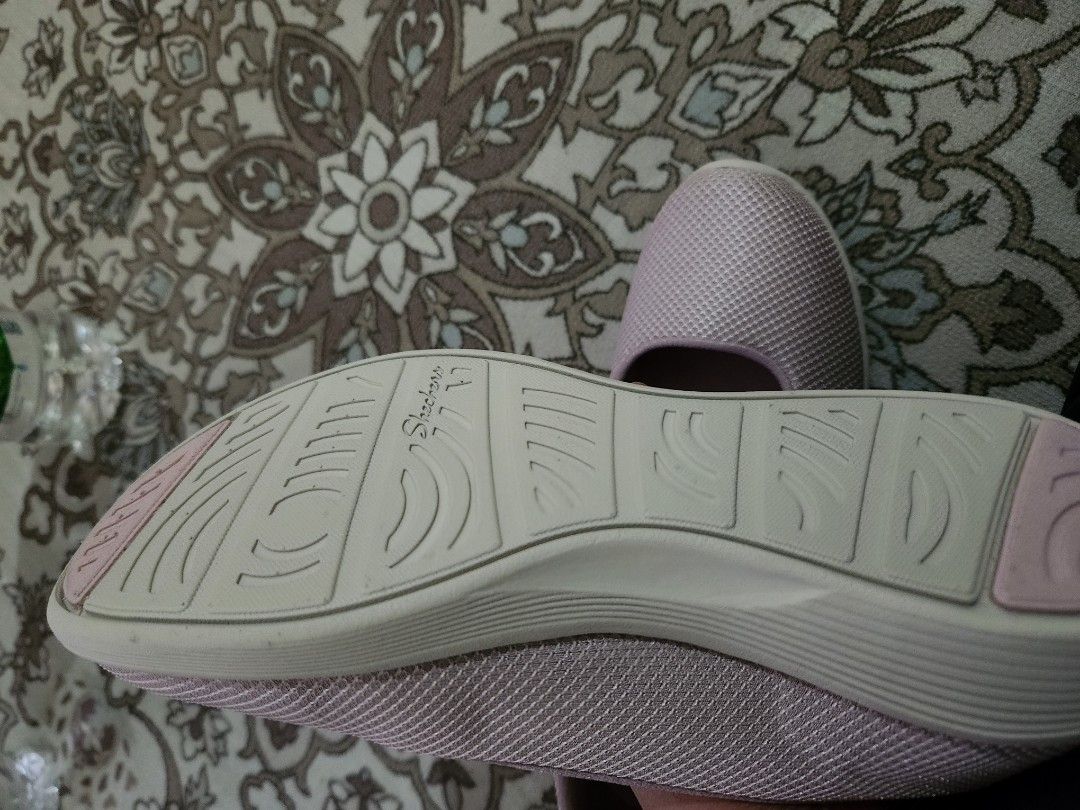 Skechers go on sale step lite petal