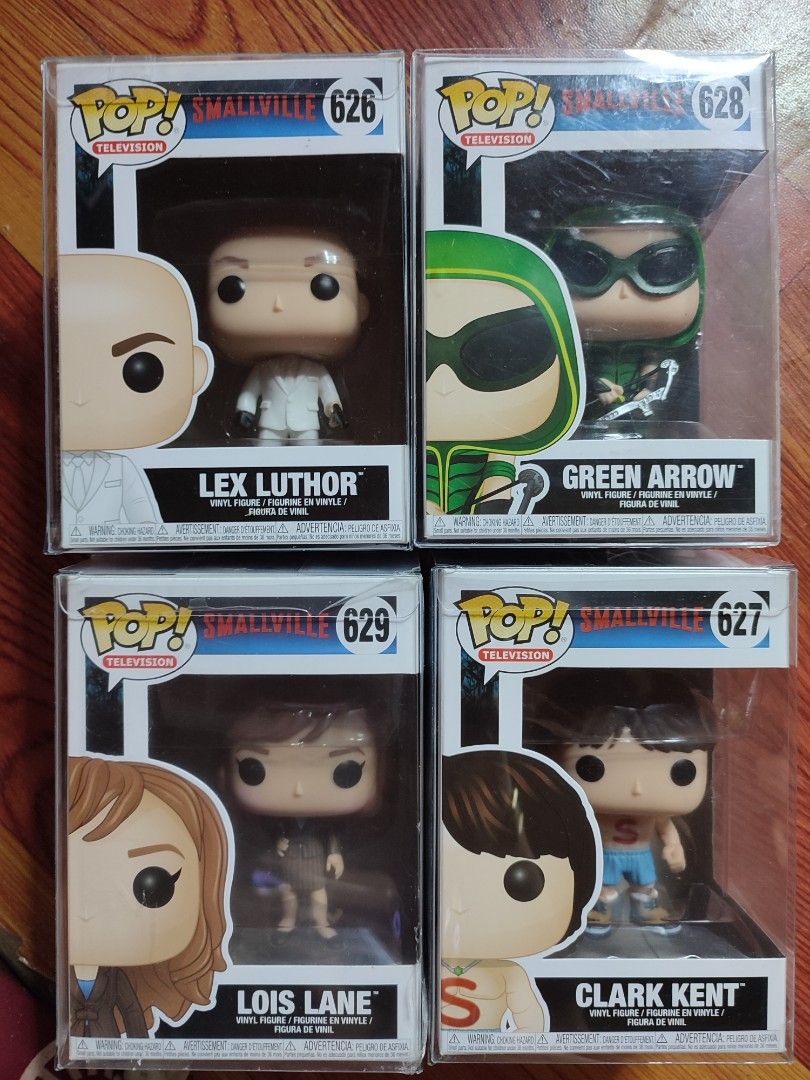 SMALLVILLE Funko pop set (Category: Toys & Games) located in Quezon City. Submitted by declutterthingzzz (Listing ID 1257226705, Image 1). Description: SMALLVILLE Funko pop set Lex Luthor Green Arrow Lois Lane Clark Kent With protector.