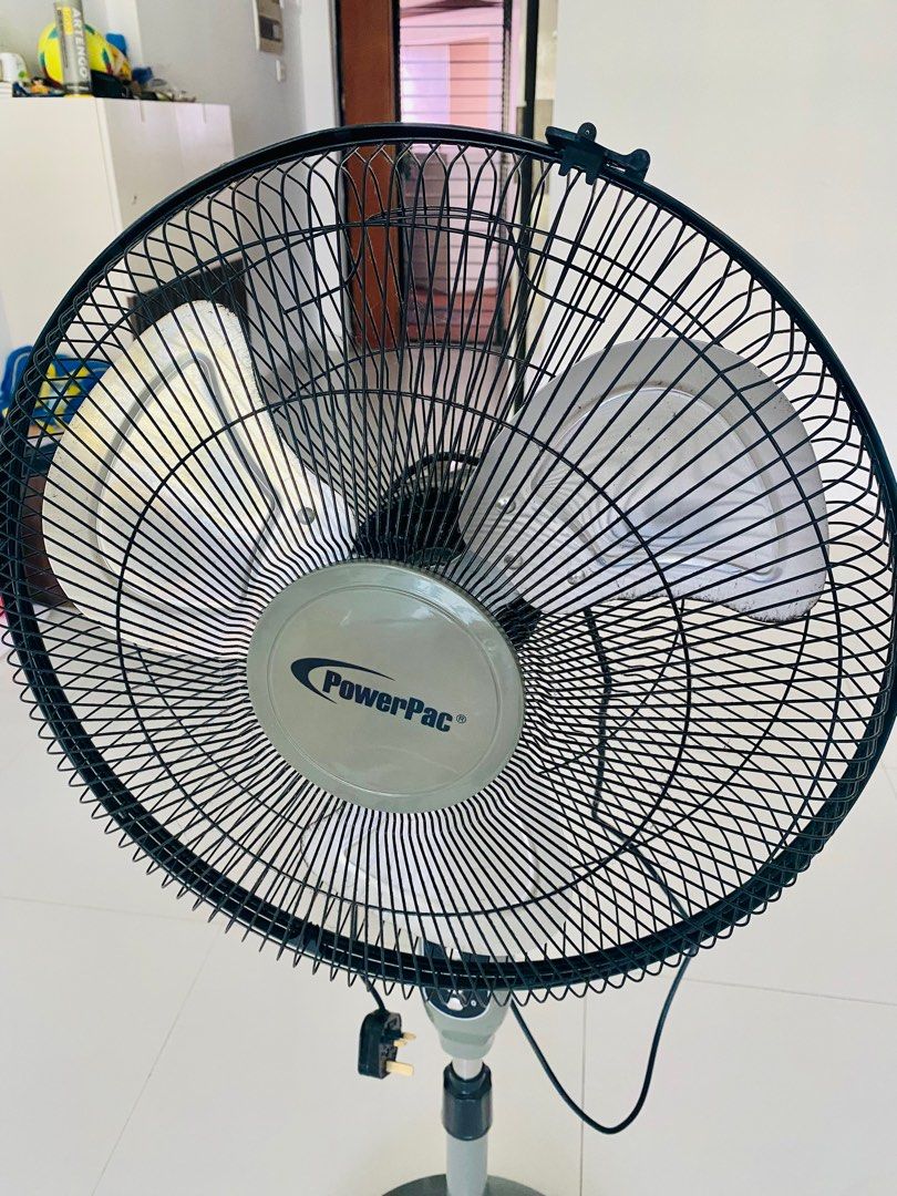 Stand Fan Metal Blade Strong Wind, Furniture & Home Living, Lighting ...