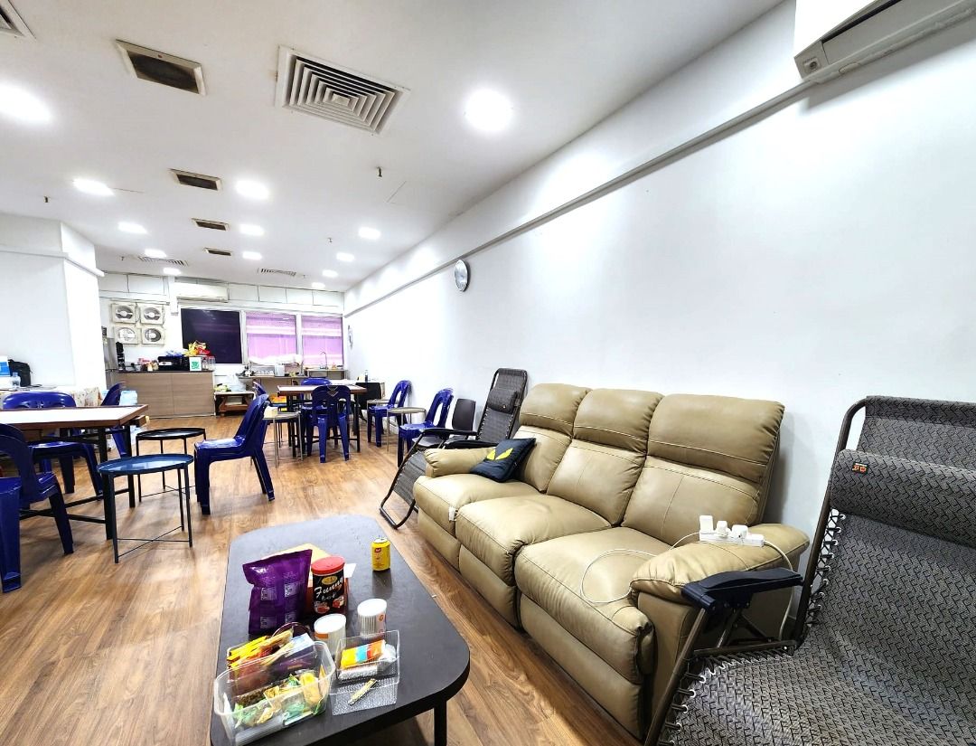 Sultan Plaza Mall Shop For Sale Good facing! Suitable to be used for retail or fnb takeaway business63108835828483114