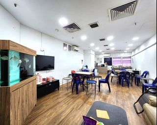 Sultan Plaza Mall Shop For Sale Good facing! Suitable to be used for retail or fnb takeaway business