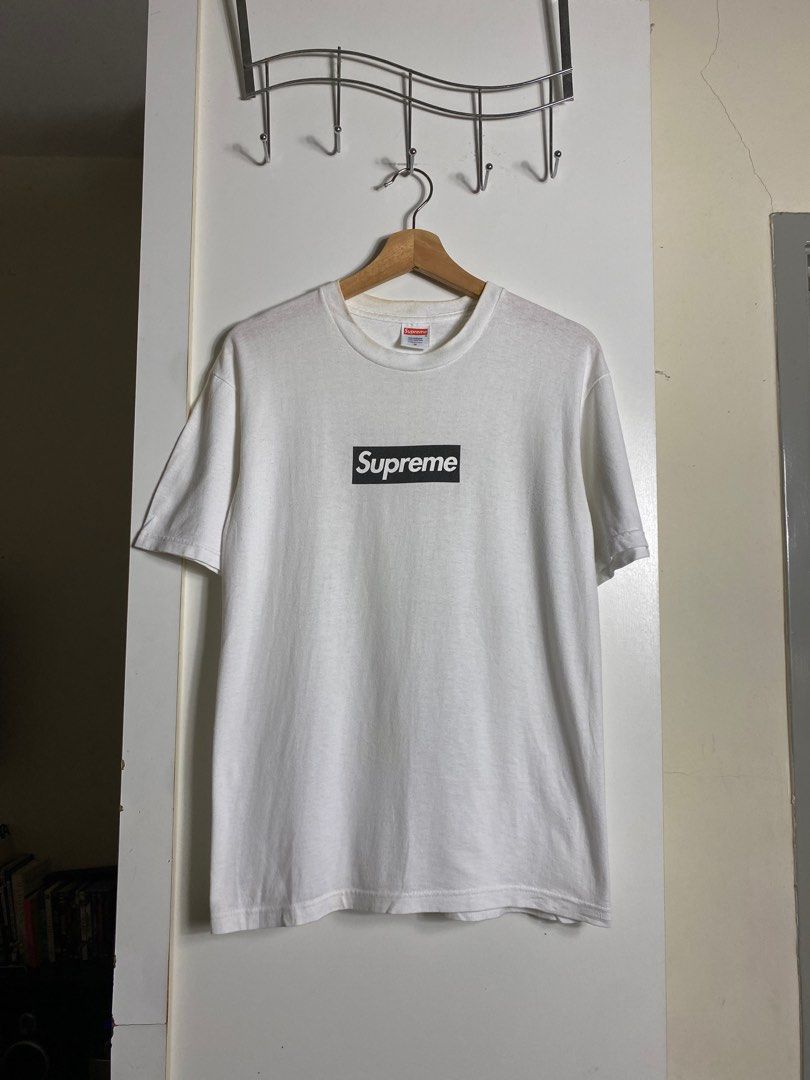 2020 Supreme Box Logo Long Sleeve Tee White, Men's Fashion, Tops & Sets,  Tshirts & Polo Shirts on Carousell