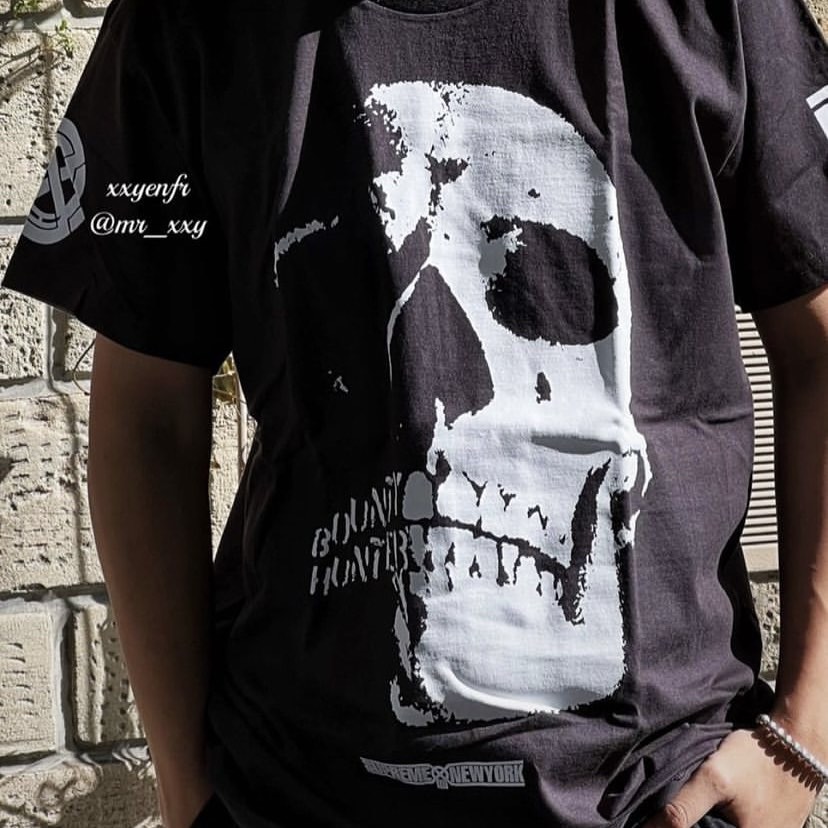 新着商品 【新品】Supreme Supreme Bounty 3colors Bounty Black S Hunter Tee Skulls  Black Skulls Tee 黒 メンズ