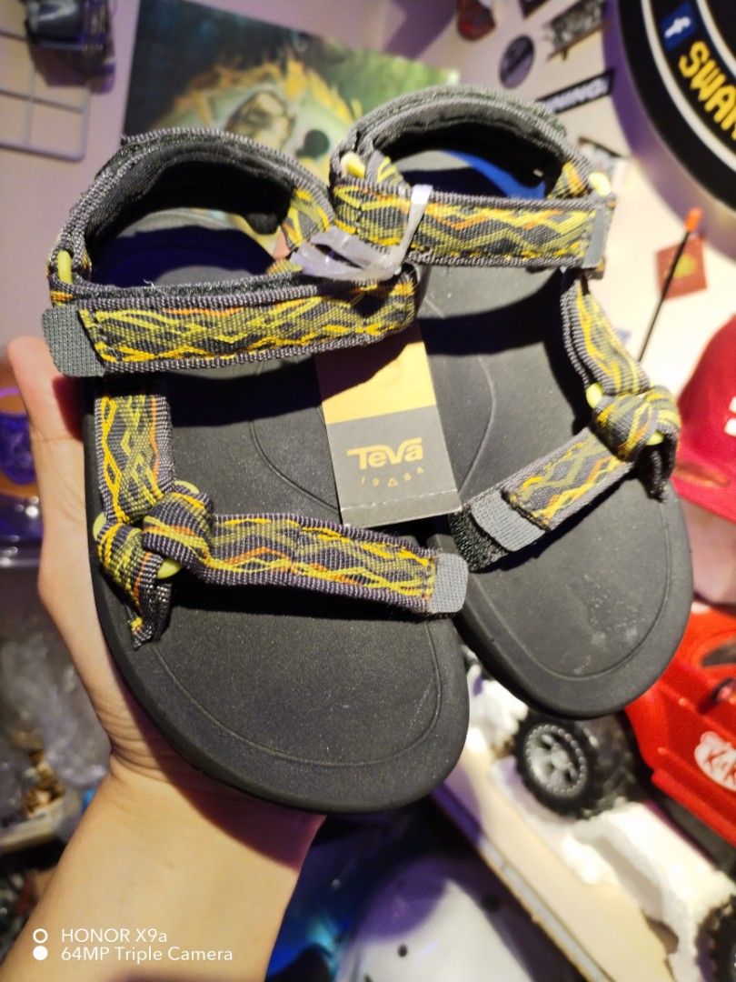 Teva sandals clearance size 7